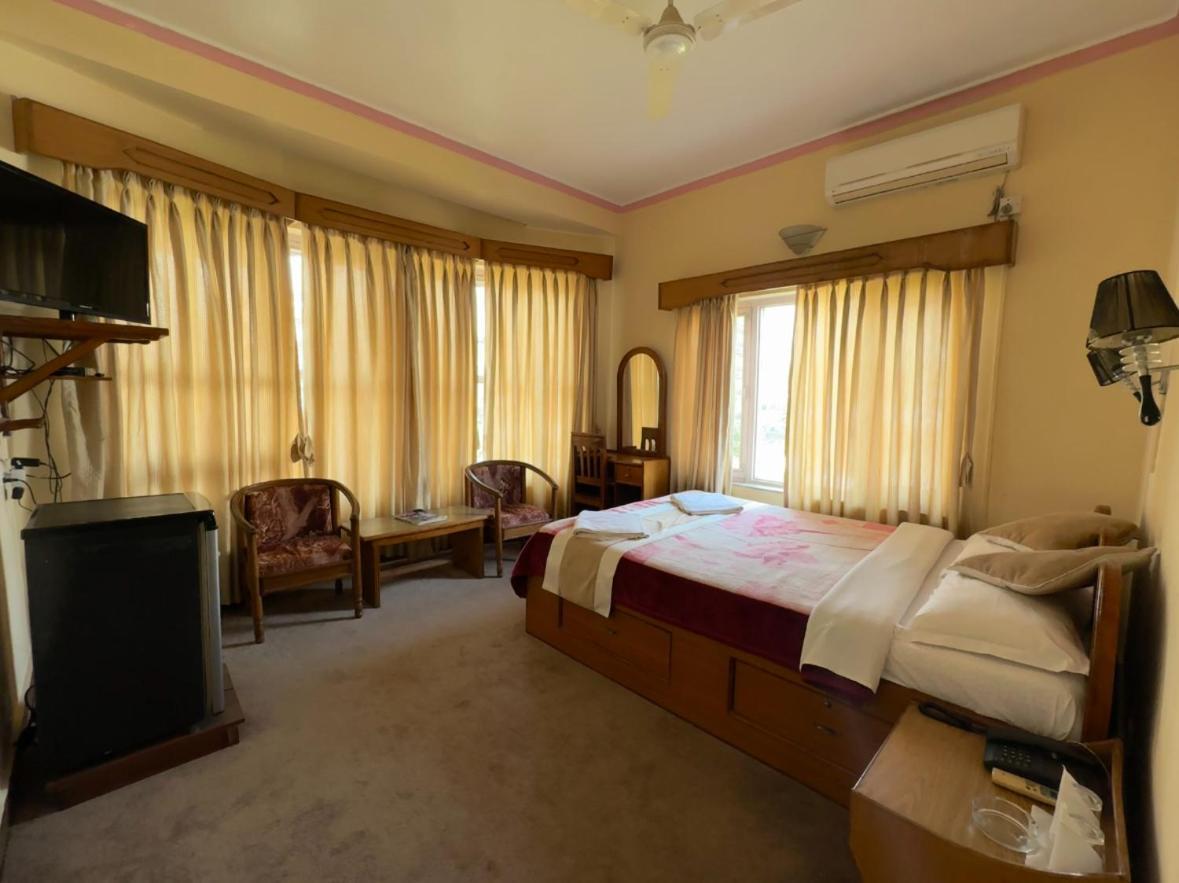 Green Tara Hotel Pokhara Kültér fotó