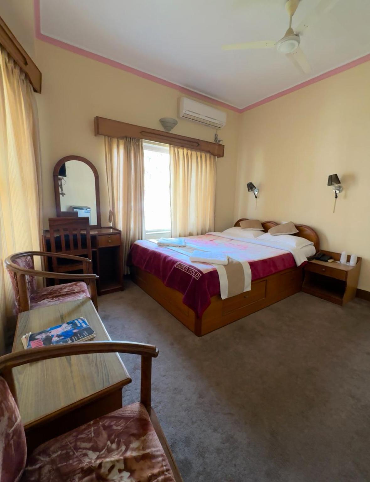 Green Tara Hotel Pokhara Kültér fotó